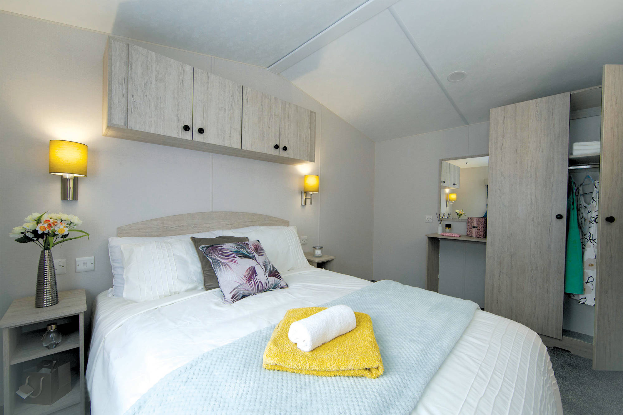 Home Image 6