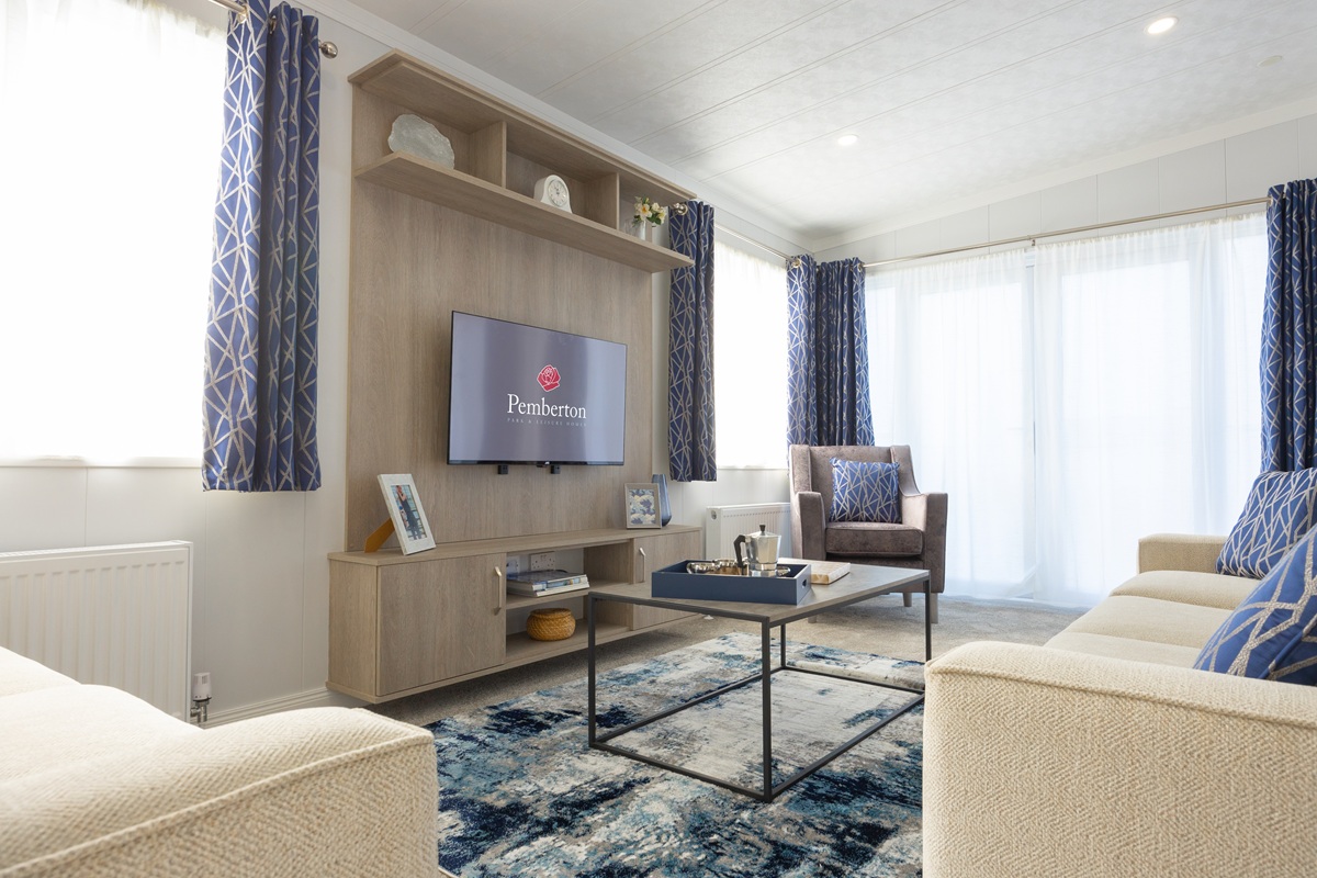 Home Image 21