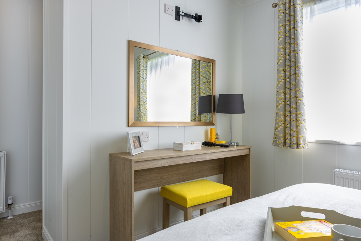 Home Image 19