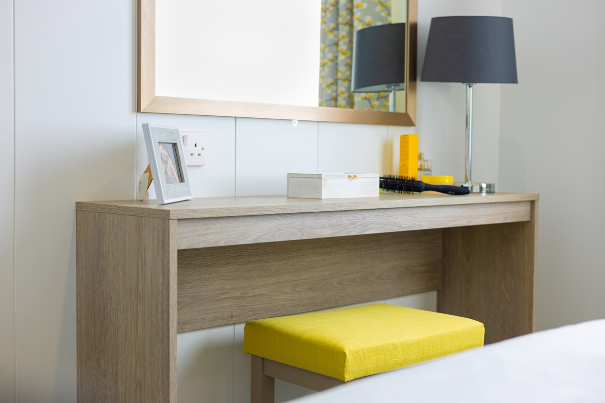 Home Image 11